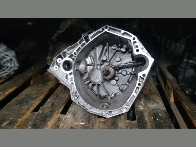 bontott DACIA DOKKER Váltó (Mechanikus)