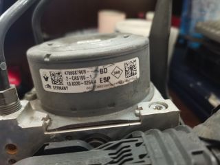 bontott DACIA DOKKER ABS Kocka