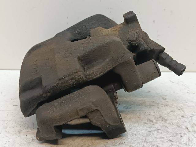 bontott DACIA DOKKER Bal első Féknyereg Munkahengerrel