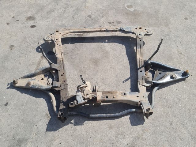 bontott DACIA DOKKER Első Bölcső