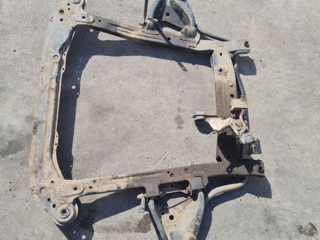 bontott DACIA DOKKER Első Bölcső