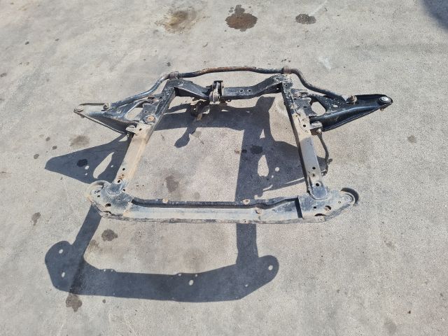 bontott DACIA DOKKER Első Bölcső