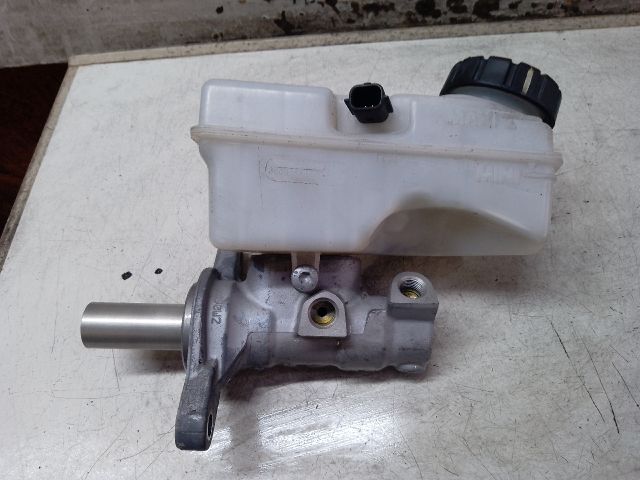 bontott DACIA DOKKER Főfékhenger