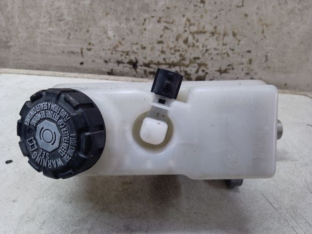 bontott DACIA DOKKER Főfékhenger