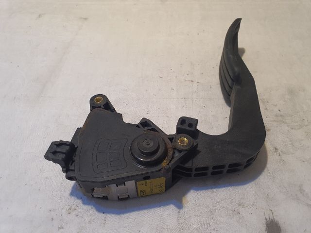 bontott DACIA DOKKER Gázpedál (Elektromos)