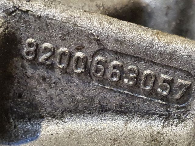 bontott DACIA DOKKER Generátor Tartó Bak