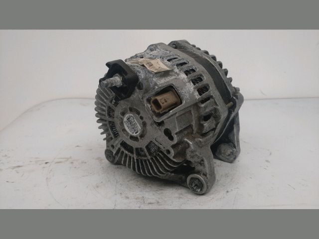 bontott DACIA DOKKER Generátor