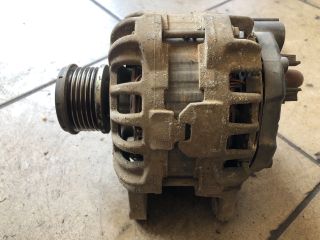 bontott DACIA DOKKER Generátor