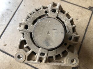 bontott DACIA DOKKER Generátor