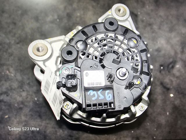 bontott DACIA DOKKER Generátor