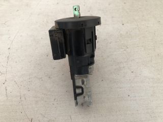 bontott DACIA DOKKER Gyújtáskapcsoló