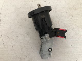 bontott DACIA DOKKER Gyújtáskapcsoló