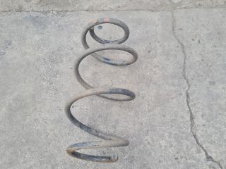 bontott DACIA DOKKER Hátsó Rugó