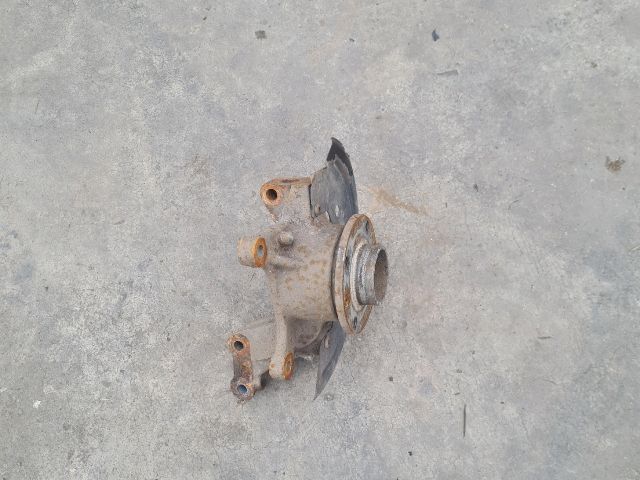 bontott DACIA DOKKER Jobb első Csonkállvány Kerékaggyal