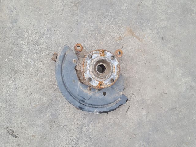 bontott DACIA DOKKER Jobb első Csonkállvány Kerékaggyal