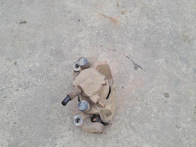 bontott DACIA DOKKER Jobb első Féknyereg Munkahengerrel