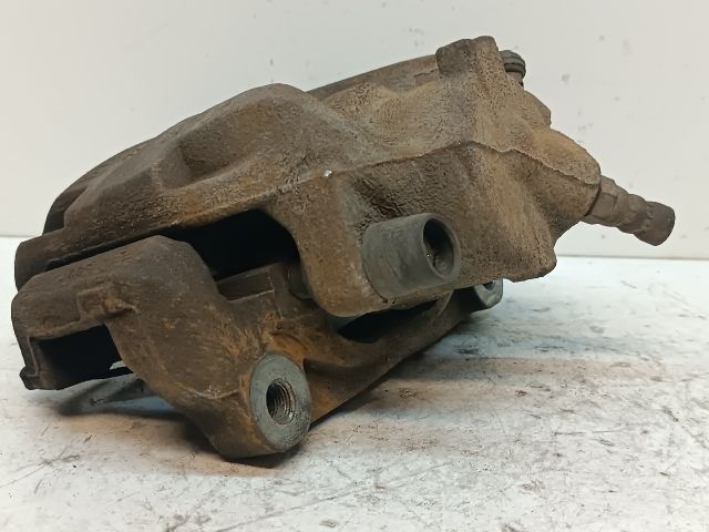 bontott DACIA DOKKER Jobb első Féknyereg Munkahengerrel