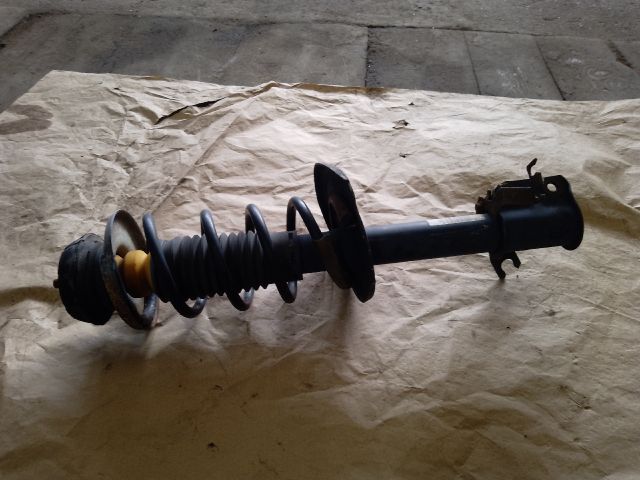 bontott DACIA DOKKER Jobb első Gólyaláb (Lengécsillapító, Rugó)