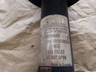 bontott DACIA DOKKER Jobb első Gólyaláb (Lengécsillapító, Rugó)