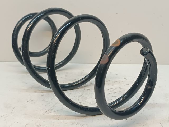 bontott DACIA DOKKER Jobb hátsó Rugó