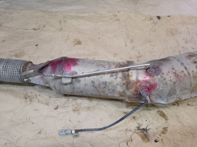 bontott DACIA DOKKER Katalizátor