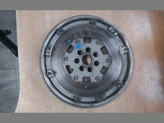 bontott DACIA DOKKER Kettős tömegű Lendkerék