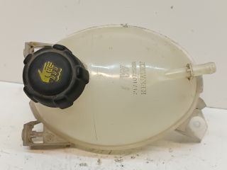 bontott DACIA DOKKER Kiegyenlítő Tartály