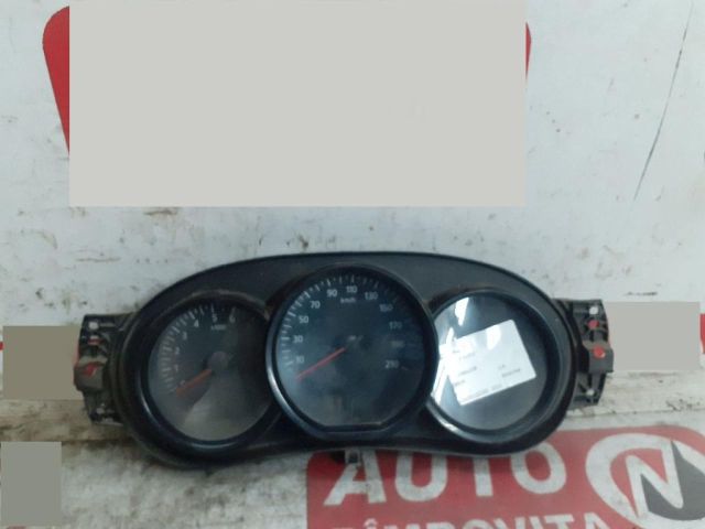 bontott DACIA DOKKER Kilométeróra