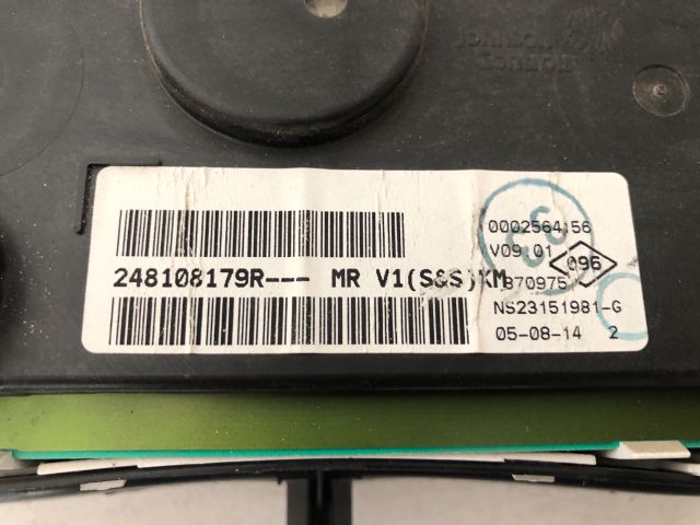 bontott DACIA DOKKER Kilométeróra