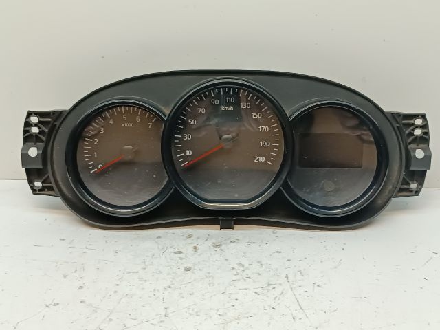 bontott DACIA DOKKER Kilométeróra