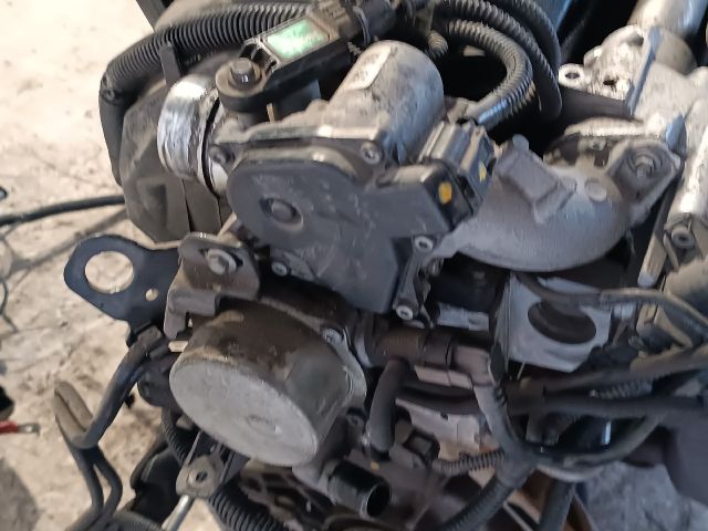 bontott DACIA DOKKER Komplett Motor (Segédberendezésekkel)