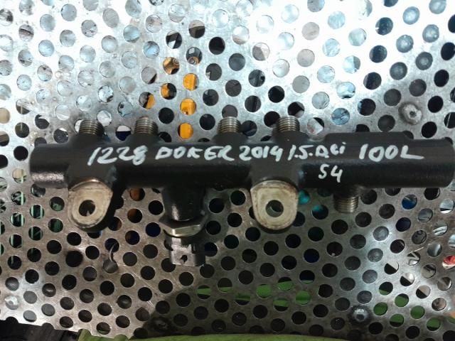 bontott DACIA DOKKER Közösnyomócső