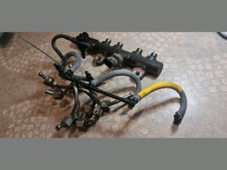 bontott DACIA DOKKER Közösnyomócső