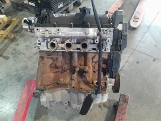 bontott DACIA DOKKER Motor (Fűzött blokk hengerfejjel)