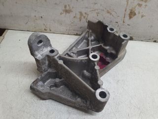 bontott DACIA DOKKER Motor Tartó Bak (Fém)