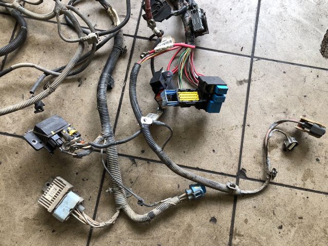 bontott DACIA DOKKER Motortér Kábelköteg