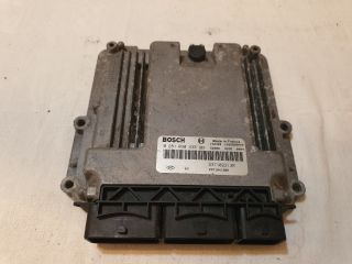 bontott DACIA DOKKER Motorvezérlő