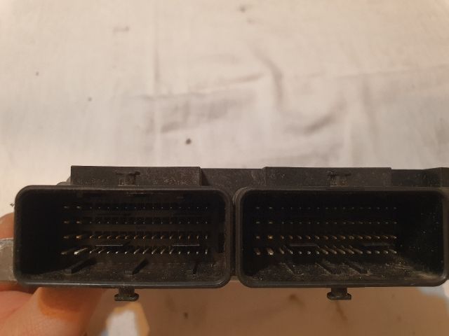 bontott DACIA DOKKER Motorvezérlő