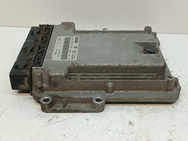 bontott DACIA DOKKER Motorvezérlő