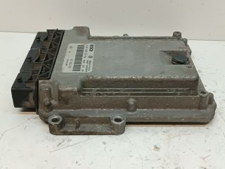 bontott DACIA DOKKER Motorvezérlő