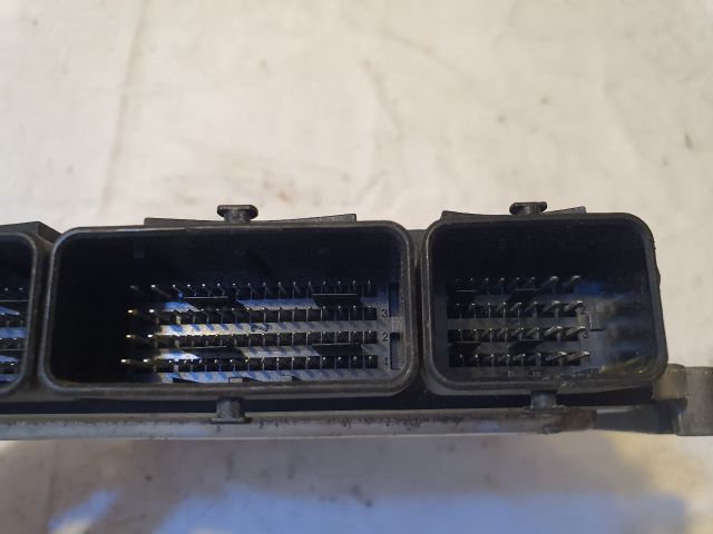 bontott DACIA DOKKER Motorvezérlő