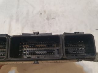 bontott DACIA DOKKER Motorvezérlő