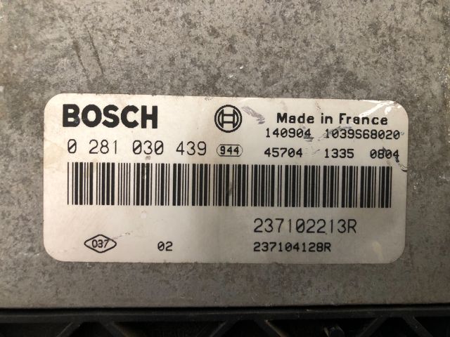 bontott DACIA DOKKER Motorvezérlő