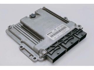 bontott DACIA DOKKER Motorvezérlő