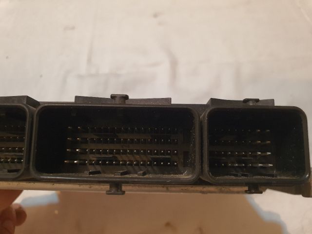 bontott DACIA DOKKER Motorvezérlő