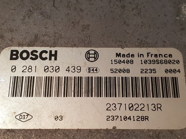 bontott DACIA DOKKER Motorvezérlő