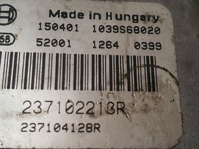 bontott DACIA DOKKER Motorvezérlő