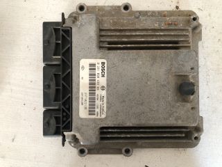 bontott DACIA DOKKER Motorvezérlő