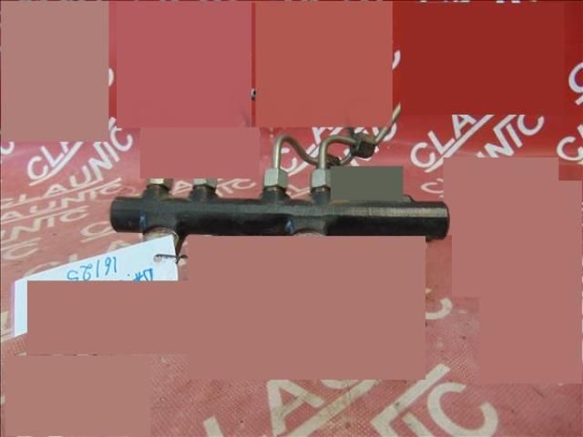 bontott DACIA DOKKER Porlasztó Sor / Híd