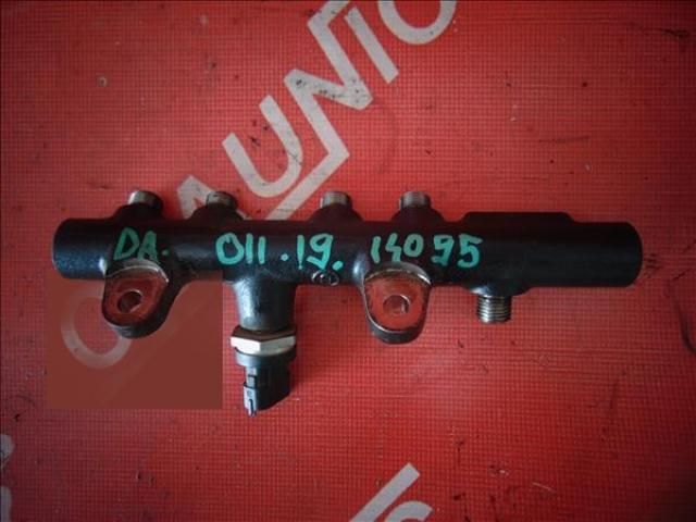 bontott DACIA DOKKER Porlasztó Sor / Híd